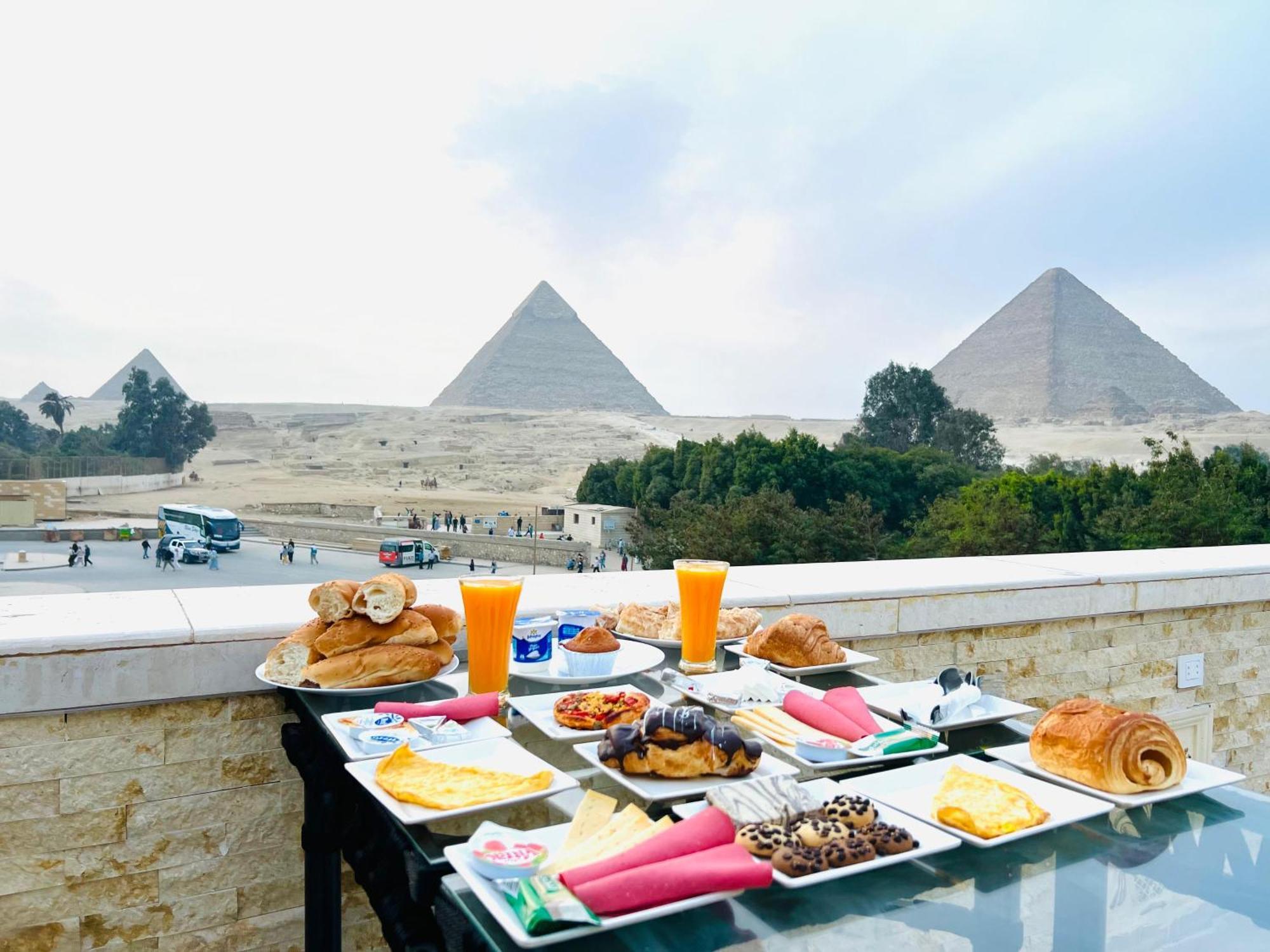 Great Scarab Pyramids View Hotel Kafret el-Gabal Exterior foto
